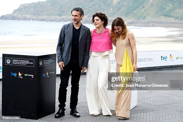 Leonardo Sbaraglia, Anahi Berneri and Celeste Cid attend 'Aire Libre' photocall during 62nd San Sebastian International Film Festival at the Kursaal...