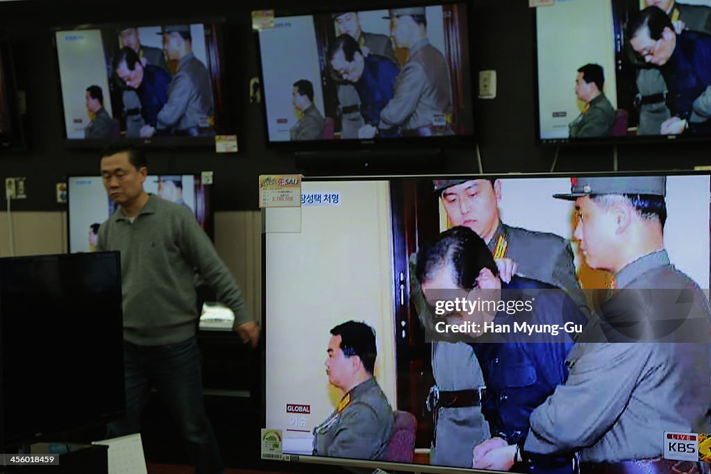 South Korean People React To News Of Jang Song Thaek Execution