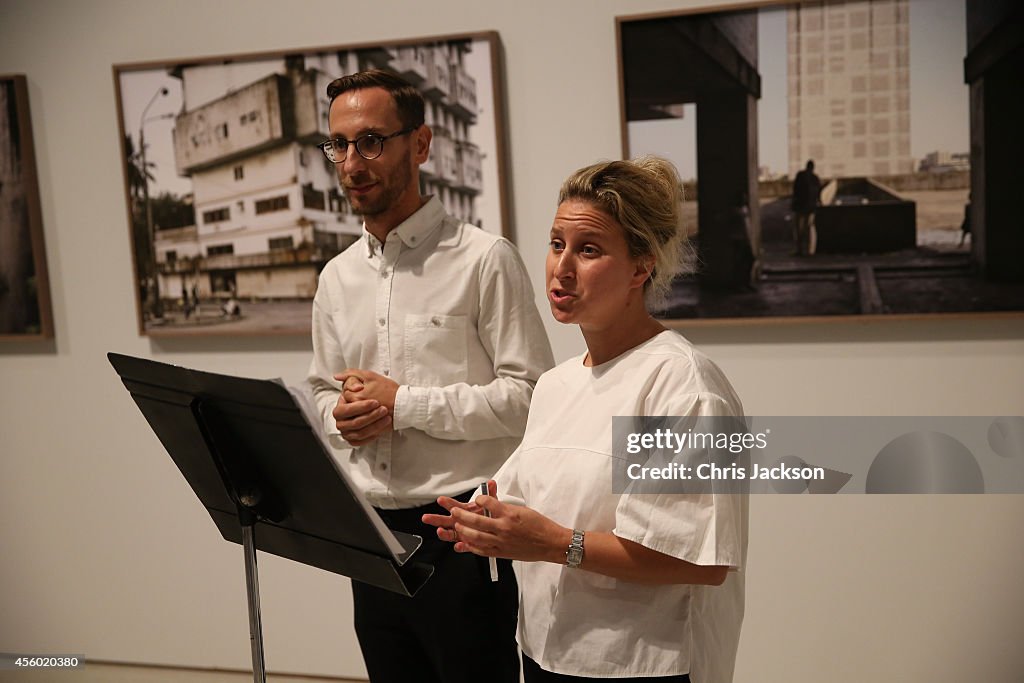 Installation Of Constructing Worlds: Photography And Architecture In The Modern Age
