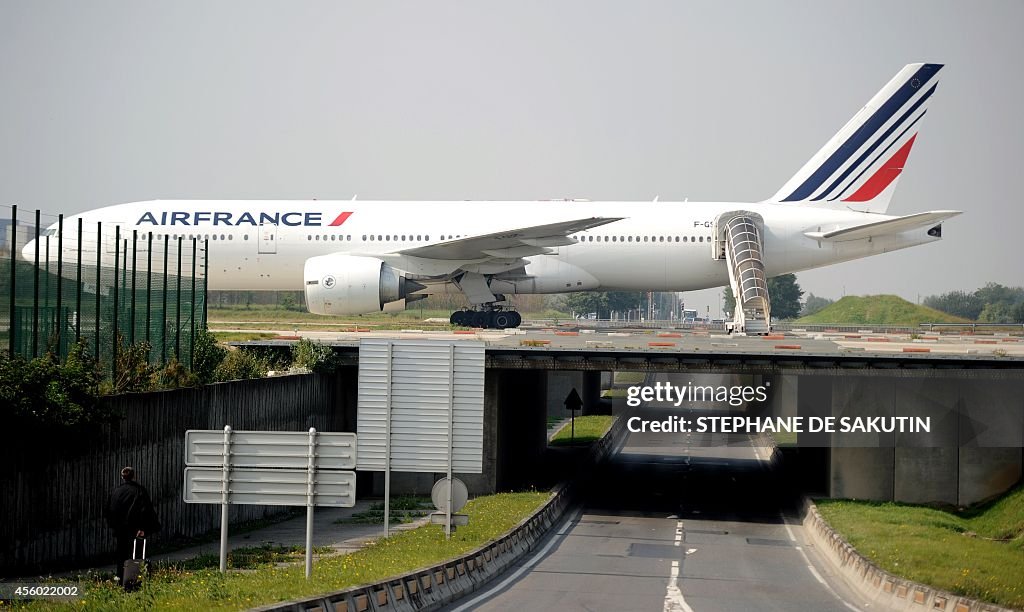 FRANCE-AVIATION-TRANSPORT-STRIKE-AIRFRANCE