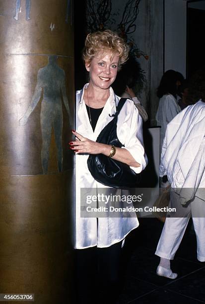 Bewitched' actress Elizabeth Montgomery attend an event in circa 1988 in Los Angeles, California.