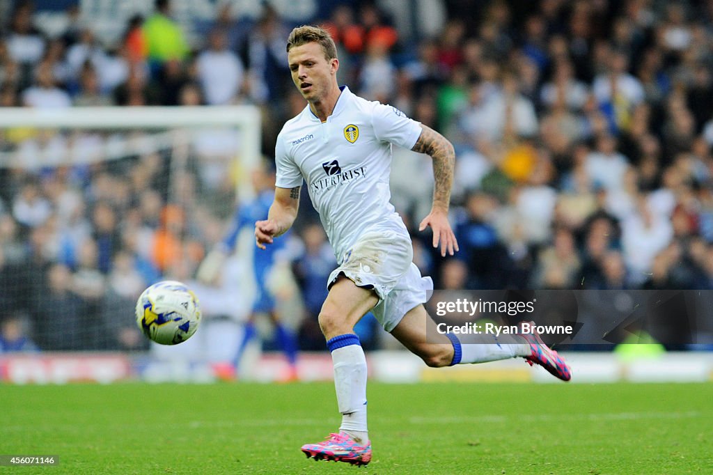 Leeds United v Huddersfield Town - Sky Bet Championship