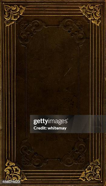 couverture de livre en cuir vieilli - reliure de livre photos et images de collection