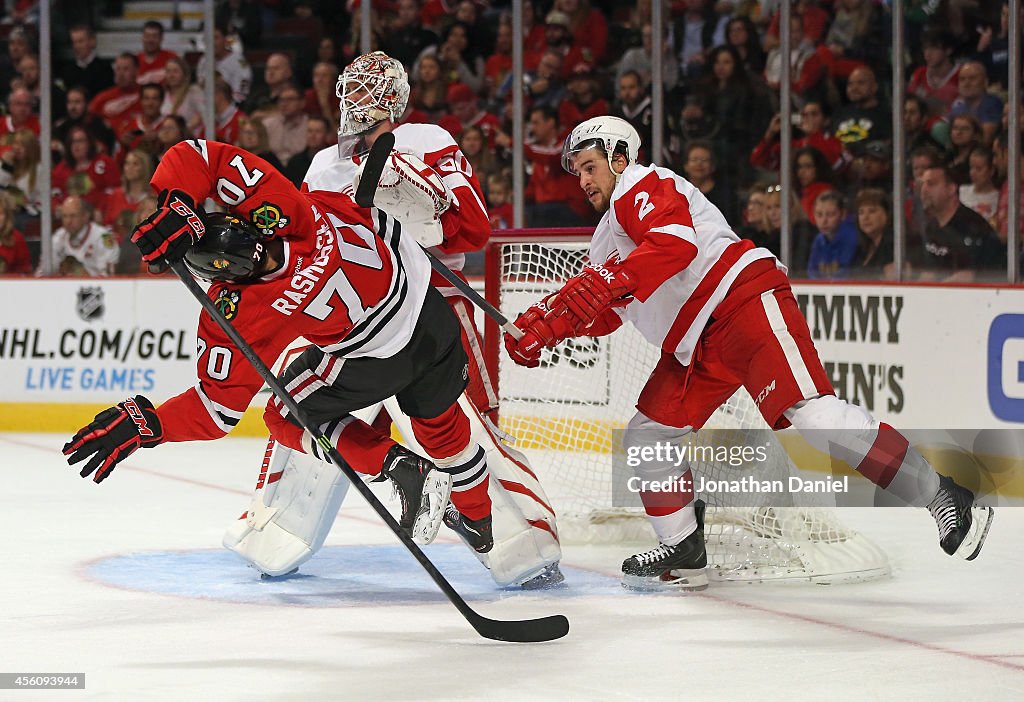 Detroit Red Wings v Chicago Blackhawks