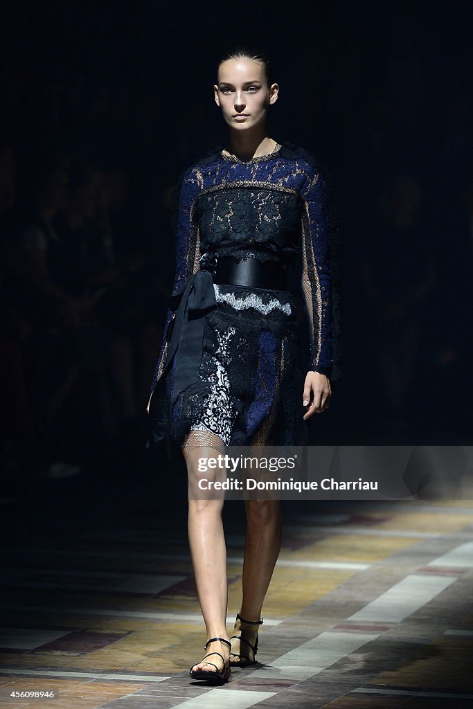 Lanvin : Runway - Paris Fashion Week Womenswear Spring/Summer 2015