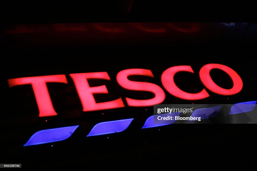 Tesco Plc Supermarkets As Ratings Agencies May Reduce Credit Rating