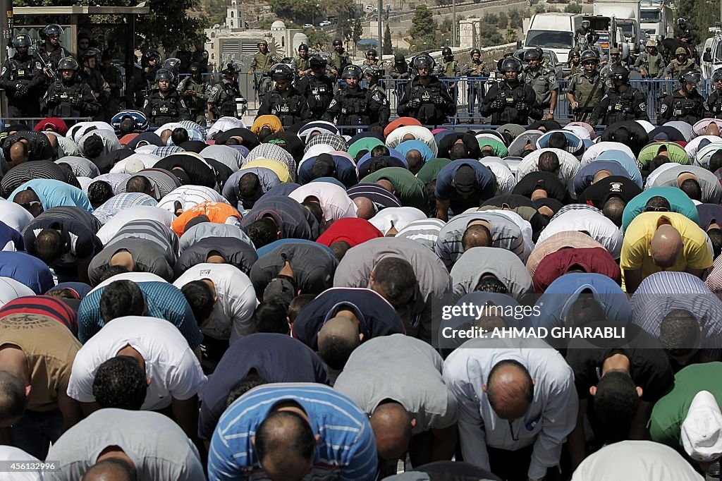 PALESTINIAN-ISRAEL-CONFLICT-PRAYER