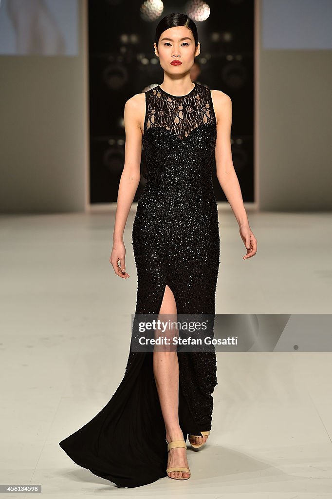 Red Carpet Runway - Runway - MBFFS 2014