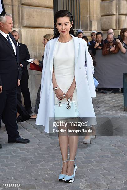 Li Bingbing arrives at Dior Fashion Show during Paris Fashion Week, Womenswear SS 2015 on September 26, 2014 in Paris, France.