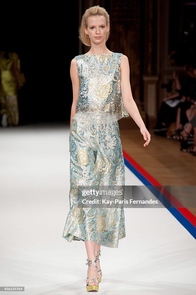 Talbot Runhof  : Runway - Paris Fashion Week Womenswear Spring/Summer 2015