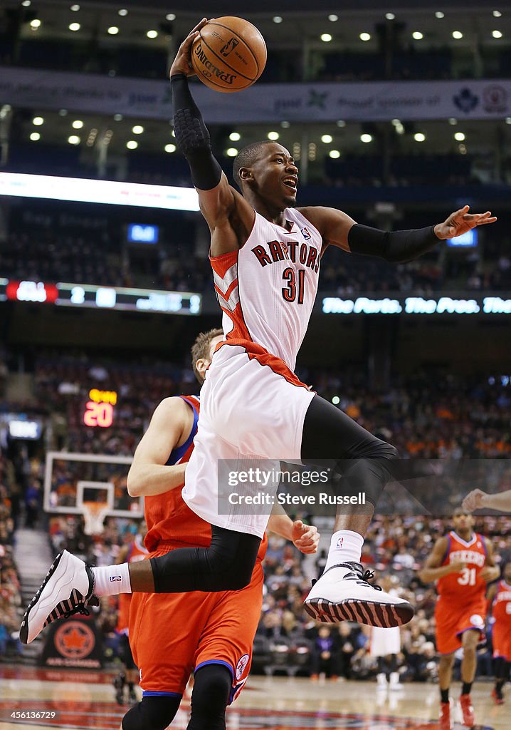 Toronto Raptors beat the Philadephia 76ers 108-100