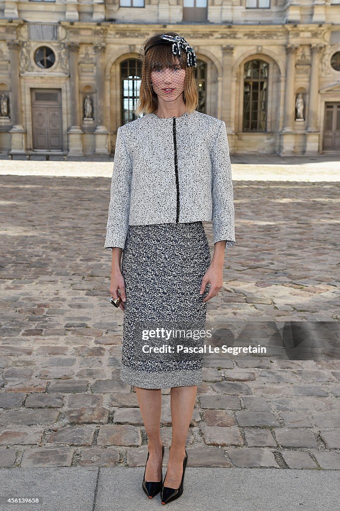 Christian Dior : Outside Arrivals - Paris Fashion Week Womenswear Spring/Summer 2015