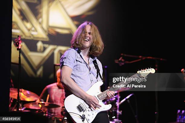 Sam Colston Sam Coulson Photos and Premium High Res Pictures - Getty Images