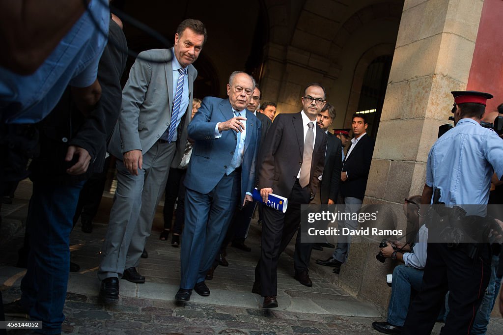 Former Catalan President Jordi Pujol Addresses Catalonia's Parliament Over Tax Evasion