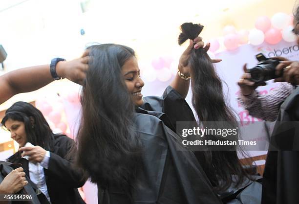 14 Hair Donation Campaign To Help Cancer Patients Photos and Premium High Res Pictures - Getty Images 14 Hair Donation Campaign To Help Cancer Patients Photos and Premium High Res Pictures - Getty Images