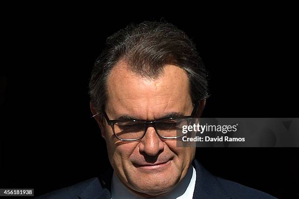 President of Catalonia Artur Mas leaves the Palau de la Generalitat, the Catalan government building, on September 27, 2014 in Barcelona, Spain....