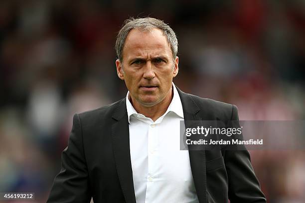 Darko Milanic the new manager of Leeds United looks on prior to the start of the Sky Bet Championship match between Brentford and Leeds United at...