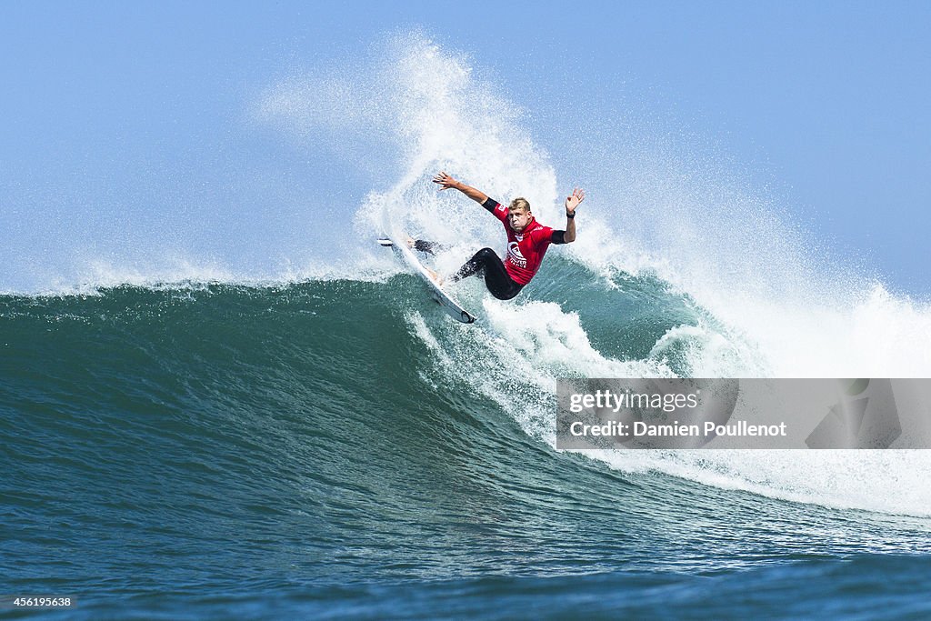 Quiksilver Pro France Surfing