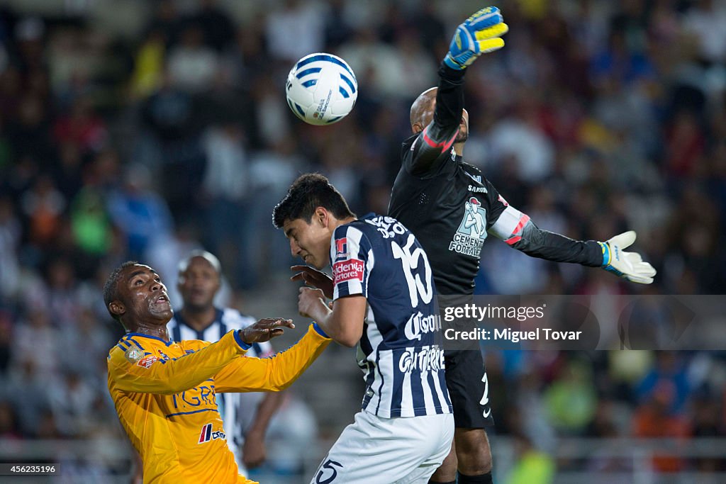 Pachuca v Tigres UANL - Apertura 2014 Liga MX