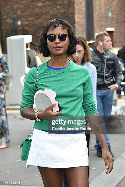 Shala Monroque arrives at Kenzo Fashion Show during Paris Fashion Week, Womenswear SS 2015 on September 28, 2014 in Paris, France.