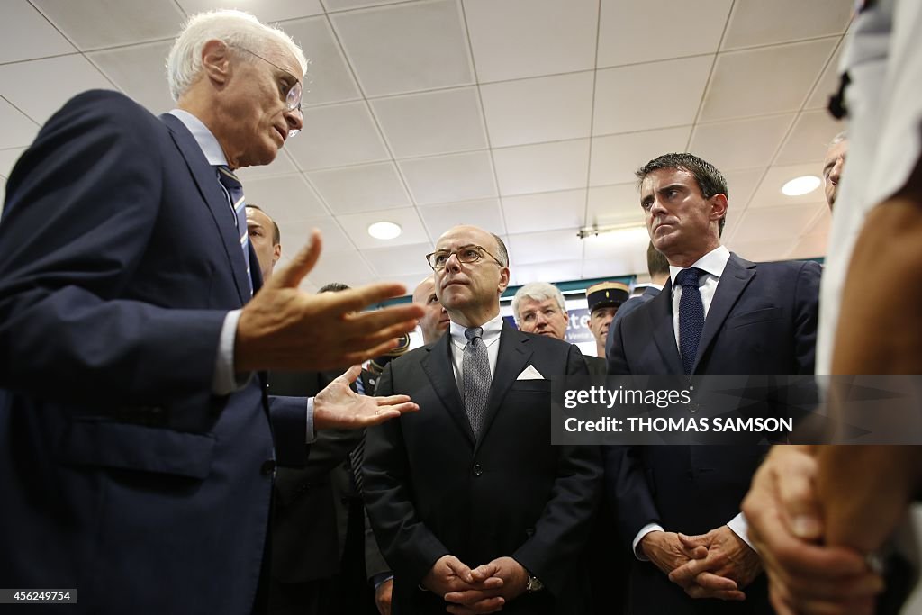 FRANCE-IRAQ-SYRIA-CONFLICT-SECURITY-VIGIPIRATE-VALLS