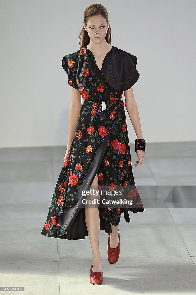 Celine - Runway RTW - Spring 2015 - Paris Fashion Week