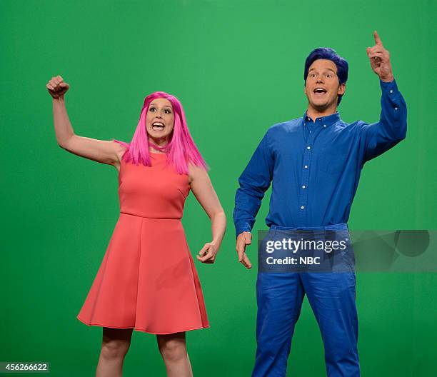 Chris Pratt" Episode 1663 -- Pictured: Vanessa Bayer and Chris Pratt during the "Video Game Skit" on September 27, 2014 --