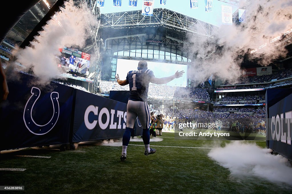 Tennessee Titans v Indianapolis Colts