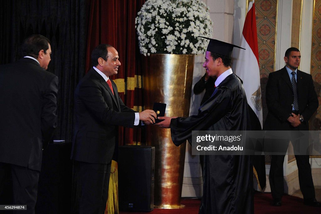 Egypt's President Sisi attend award ceremony for university students