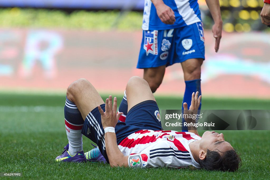 Chivas v Puebla - Apertura 2014 Liga MX