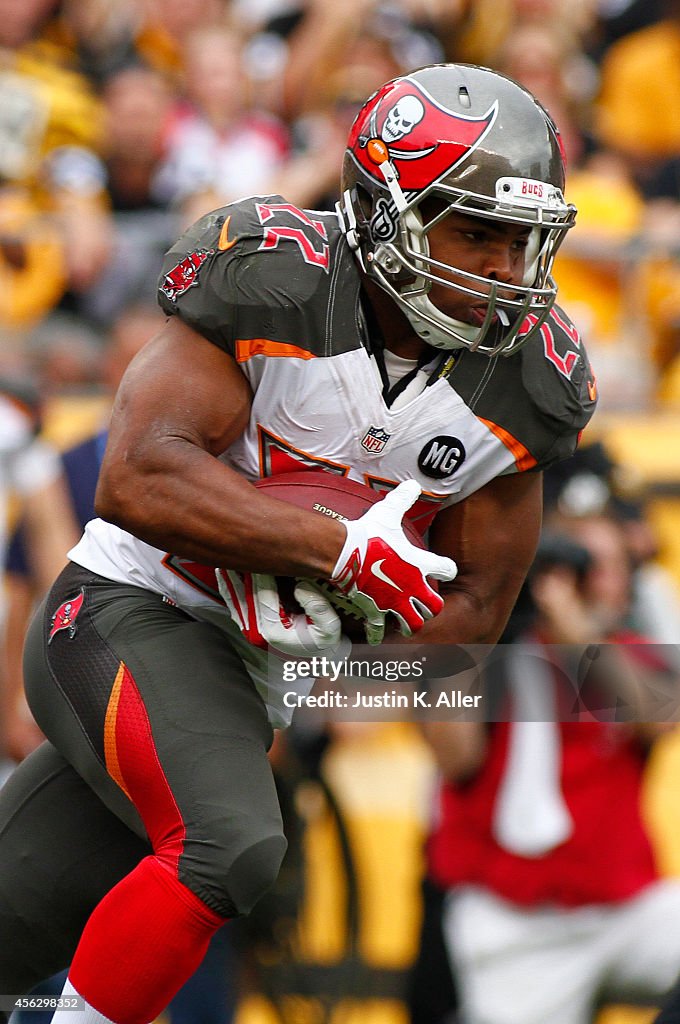 Tampa Bay Buccaneers v Pittsburgh Steelers