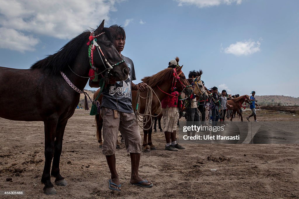 Revelers Gather For Annual Moyo Festival