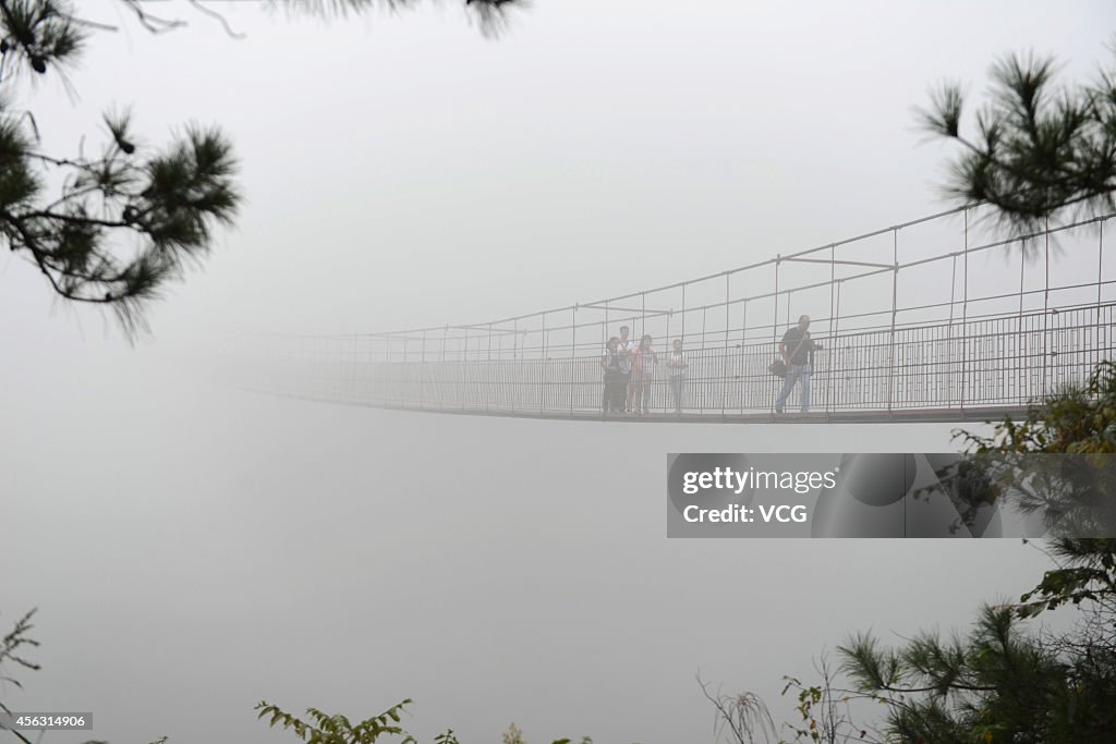 180-Meter-High Glass Bridge In Hunan