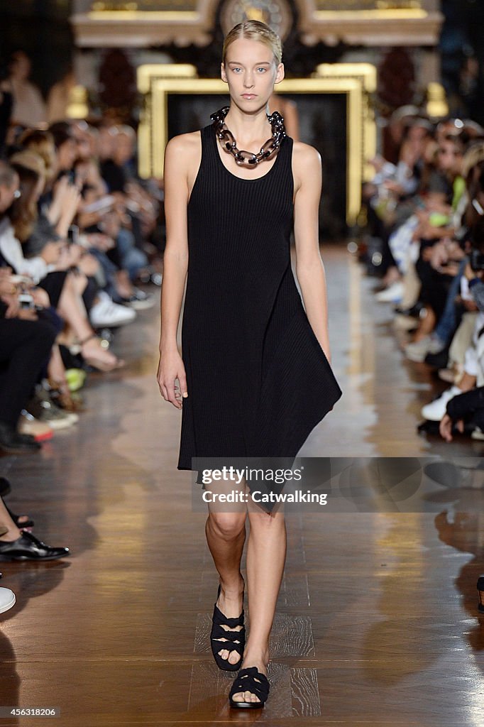 Stella McCartney - Runway RTW - Spring 2015 - Paris Fashion Week