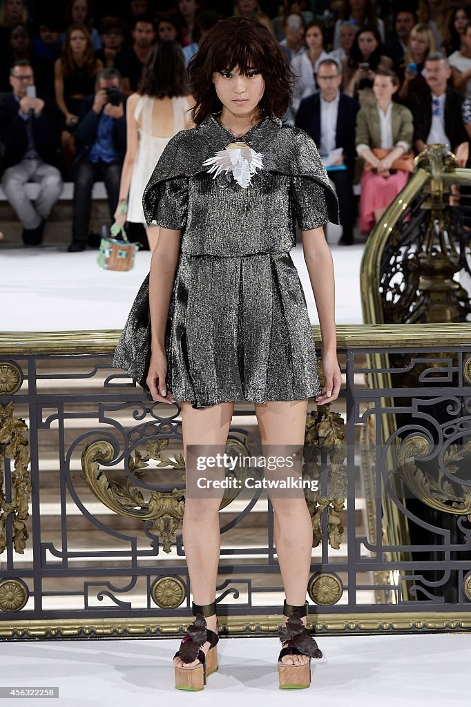 John Galliano - Runway RTW - Spring 2015 - Paris Fashion Week