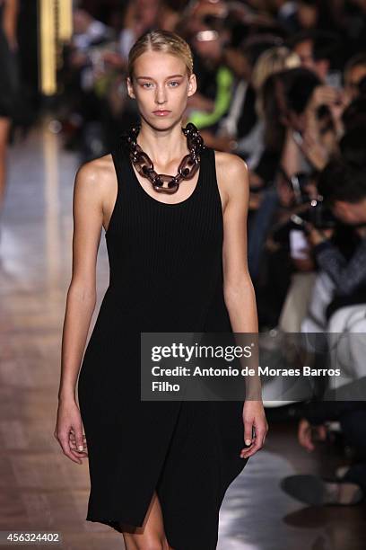 Attends the Stella McCartney show as part of the Paris Fashion Week Womenswear Spring/Summer 2015 on September 29, 2014 in Paris, France.