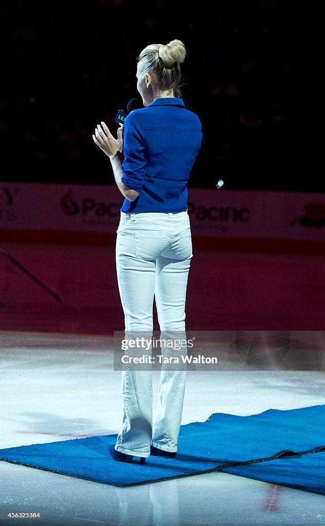 Carley Allison Singing National Anthem At Toronto Maple Leafs Game