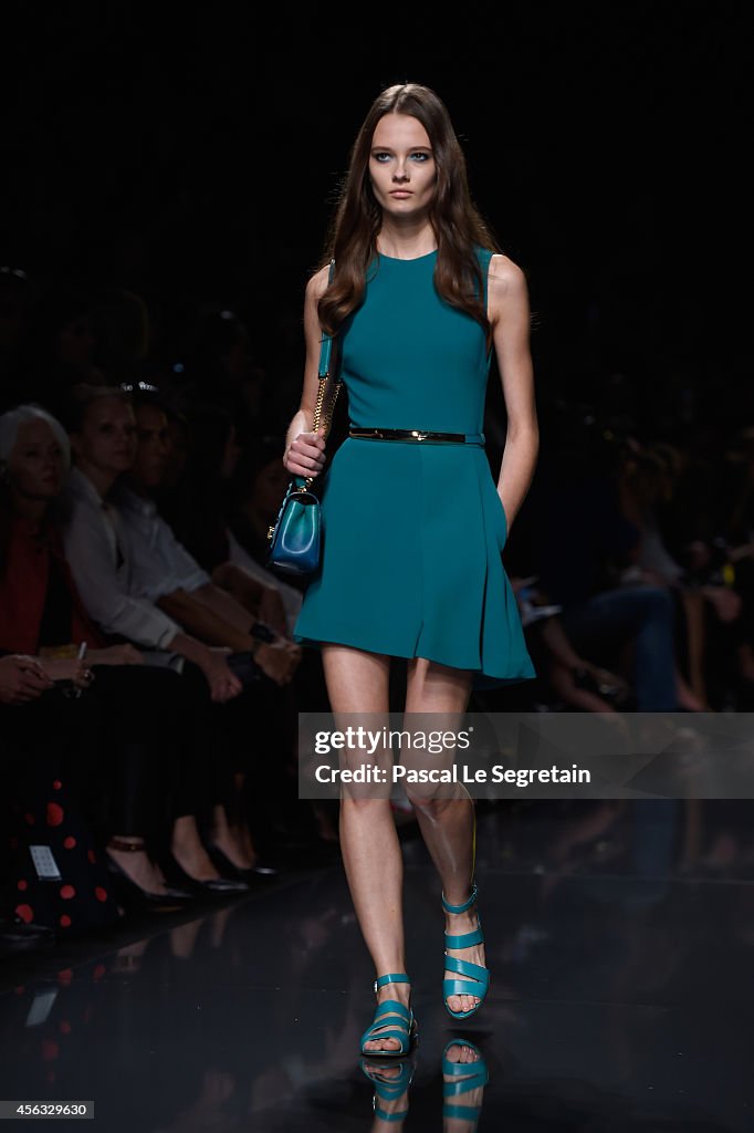 Elie Saab : Runway - Paris Fashion Week Womenswear Spring/Summer 2015