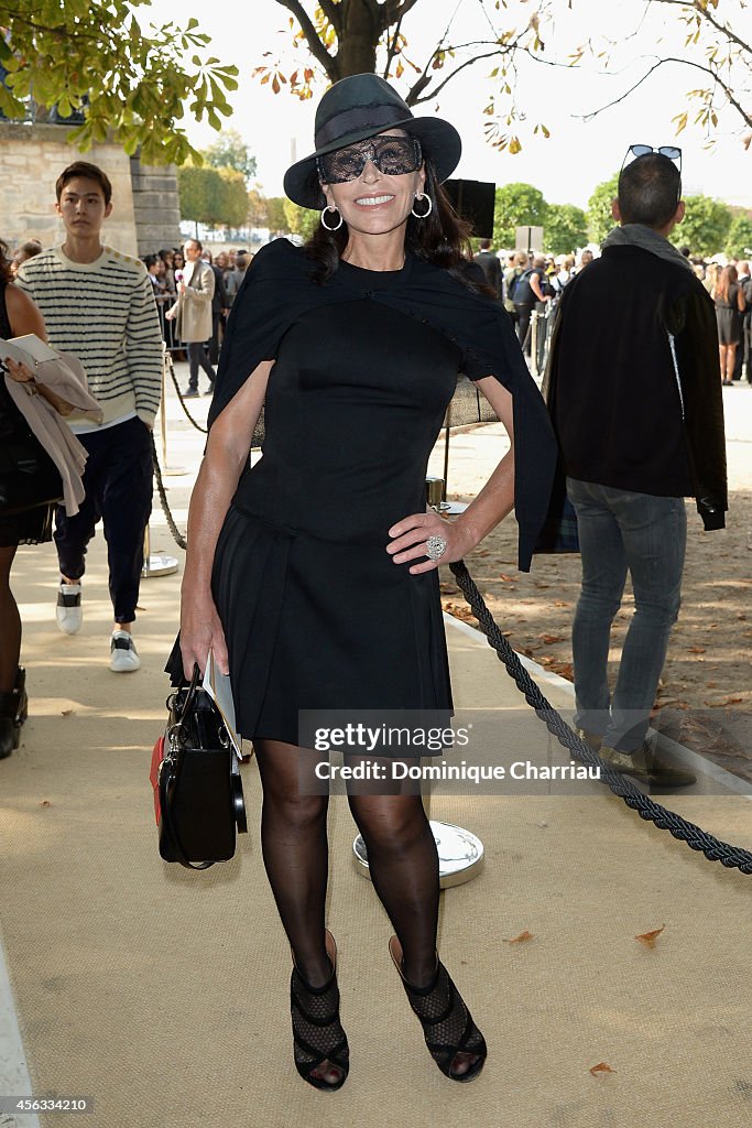 Elie Saab  : Outside Arrivals - Paris Fashion Week Womenswear Spring/Summer 2015