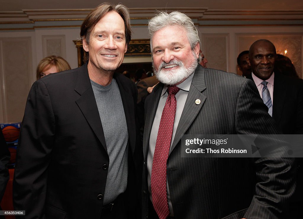 29th Annual Great Sports Legends Dinner To Benefit The Buoniconti Fund To Cure Paralysis - Legends Reception