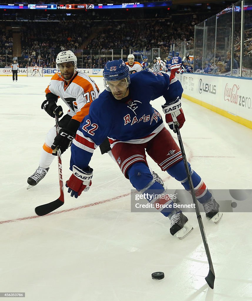 Philadelphia Flyers v New York Rangers