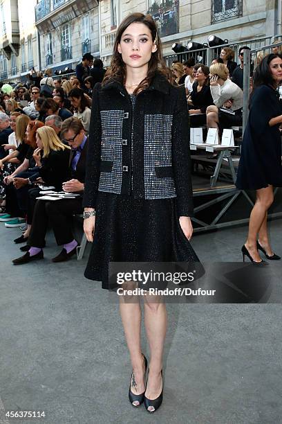 Actress Astrid Berges-Frisbey attends the Chanel show as part of the Paris Fashion Week Womenswear Spring/Summer 2015 on September 30, 2014 in Paris,...