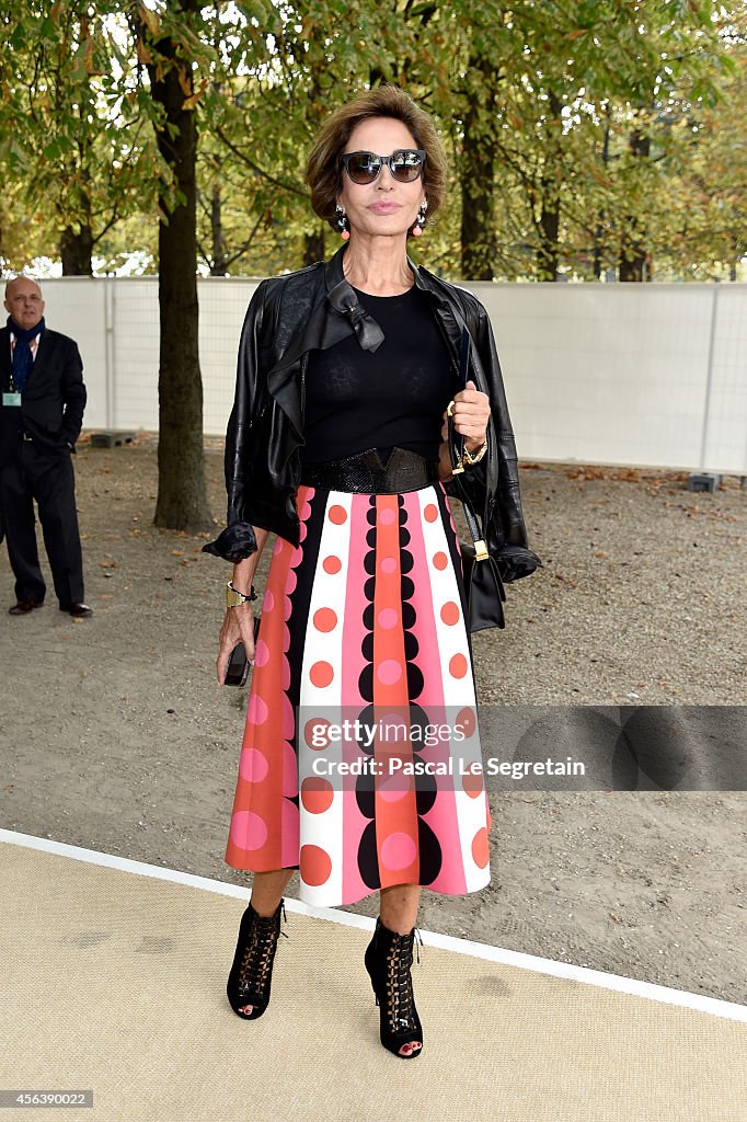 Valentino : Outside Arrivals - Paris Fashion Week Womenswear Spring/Summer 2015