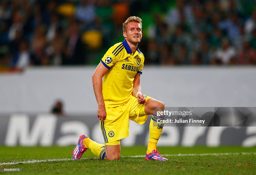 Sporting Clube de Portugal v Chelsea FC - UEFA Champions League