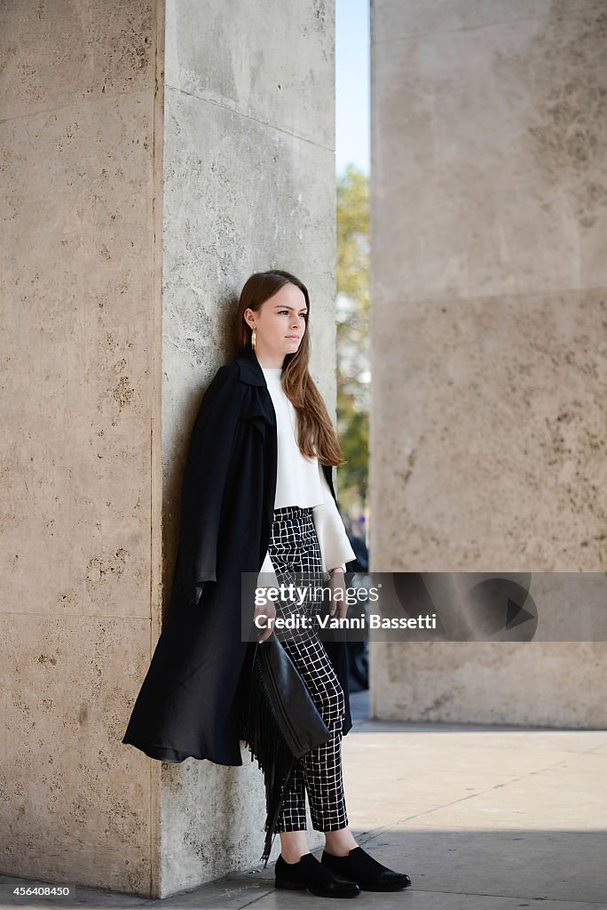 Street Style - Paris Fashion Week, Womenswear S/S 2015 : September 30th