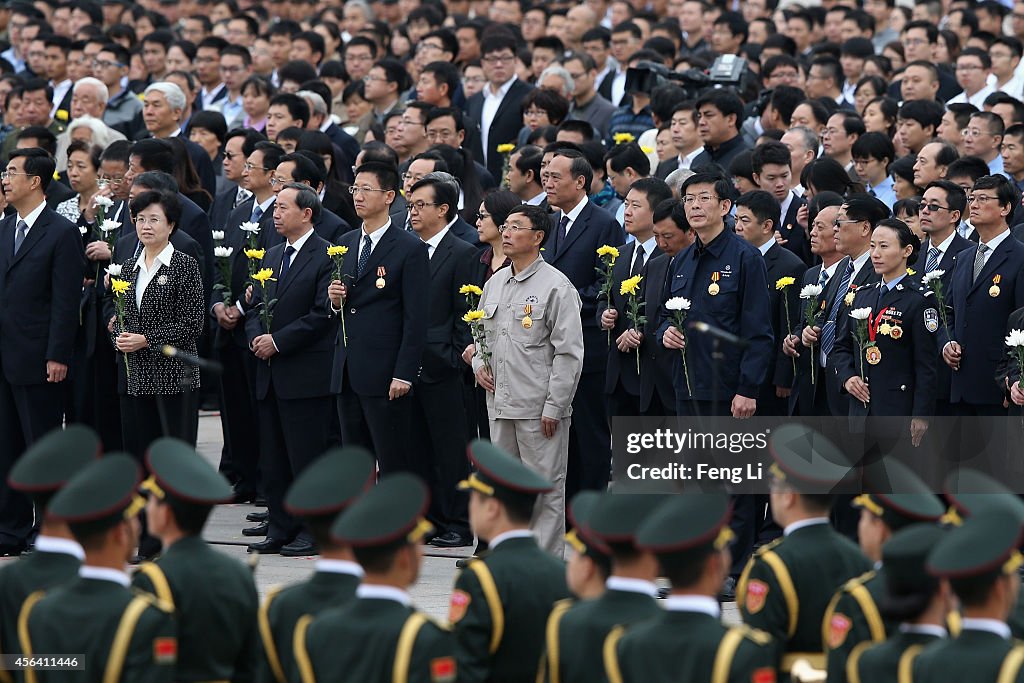 Chinese Leaders Lay Floral Baskets To The Monument To The People's Heroes