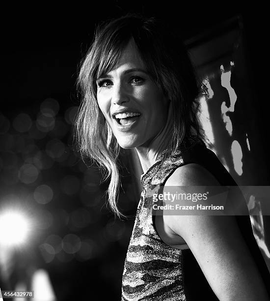 Actress Jennifer Garner attends Paramount Pictures' 'Men, Women & Children' premiere at Directors Guild Of America on September 30, 2014 in Los...