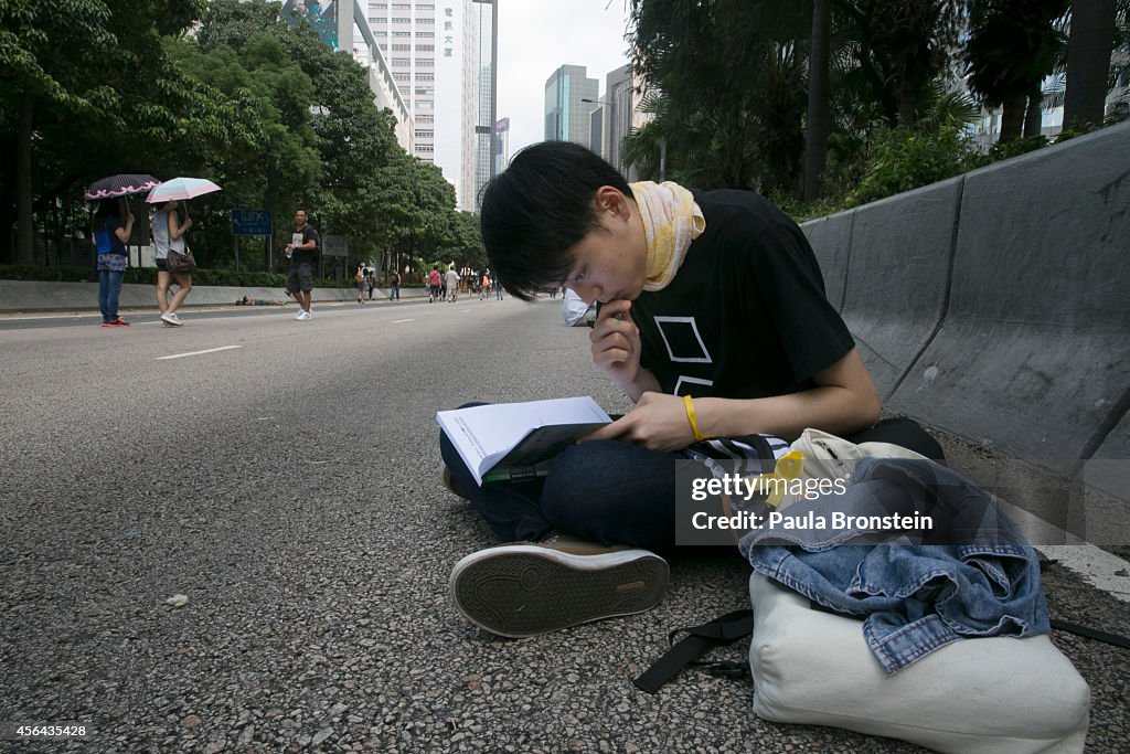 Sit In Protest Continues In Hong Kong Despite Chief Executive's Calls To Withdraw