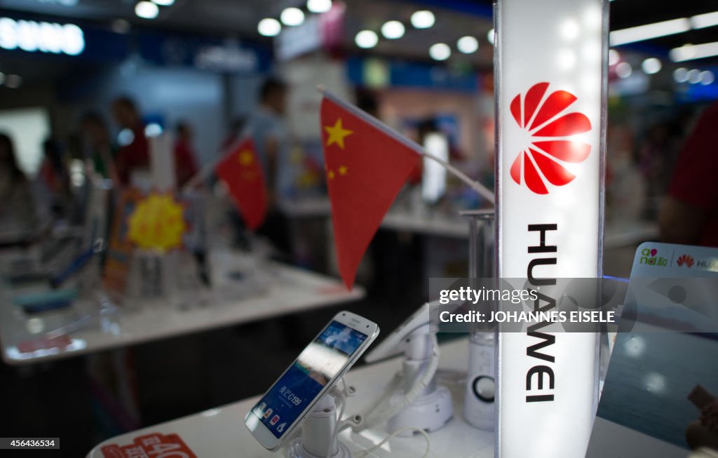 CHINA-FRANCE-TELECOMS-COMPANY-HUAWEI