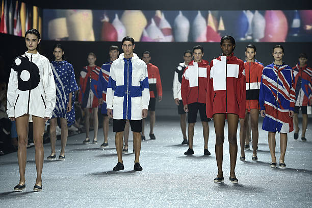 FRA: Moncler Gamme Rouge : Runway - Paris Fashion Week Womenswear Spring/Summer 2015